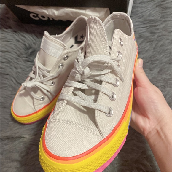 Converse Lift Ox Platform Pride Sneakers Trainers - Picture 4 of 6